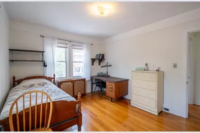 414 E 239th Street, New York City, NY 10470 - Photo 20