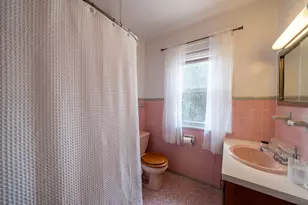 414 E 239th St, New York City, NY 10470 - Photo 18