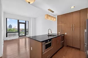 5-49 Borden Ave, New York City, NY 11101 - Photo 4