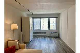 140 7th Ave, New York City, NY 10011 - Photo 4