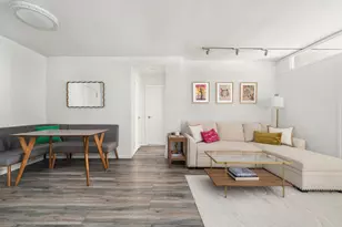 140 7th Ave, New York City, NY 10011 - Photo 2