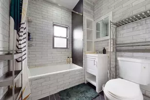 9415 Farragut Rd, New York City, NY 11236 - Photo 14