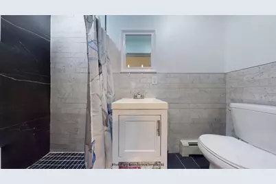 9415 Farragut Road, New York City, NY 11236 - Photo 10