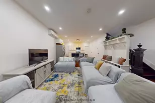9415 Farragut Rd, New York City, NY 11236 - Photo 6