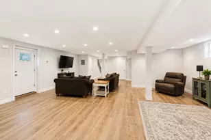 368 Sleight Ave, New York City, NY 10307 - Photo 16