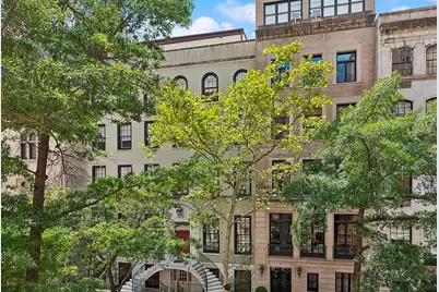 25 E 69th Street #5T, New York City, NY 10021 - Photo 30