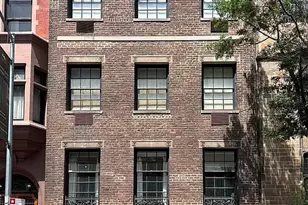25 E 69th St, New York City, NY 10021 - Photo 32