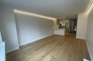 350 W 50th St, New York City, NY 10019 - Photo 6