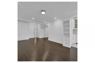45 W 54th St, New York City, NY 10019 - Photo 4