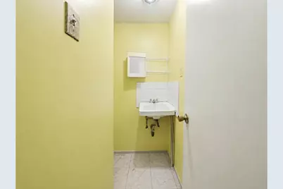 320 Jackson Avenue, New York City, NY 10454 - Photo 6