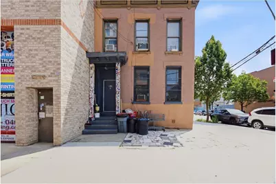 320 Jackson Avenue, New York City, NY 10454 - Photo 2