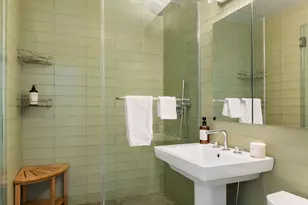 201 E 17th St, New York City, NY 10003 - Photo 6
