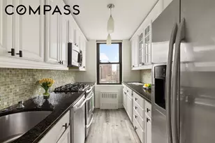 201 E 17th St, New York City, NY 10003 - Photo 2