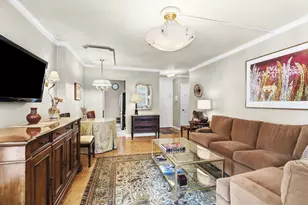 255 E 49th St, New York City, NY 10017 - Photo 2