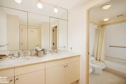 40 E 61st Street #8A, New York, NY 10065 - Photo 6