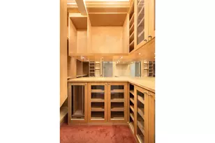 829 Park Ave, New York City, NY 10021 - Photo 10