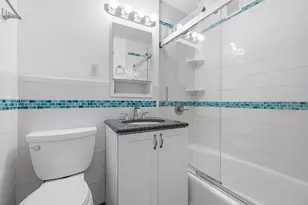 225 E 57th St, New York, NY 10022 - Photo 6