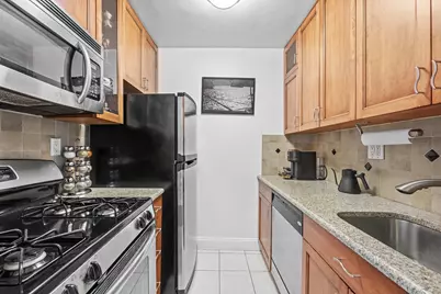 225 E 57th Street #5M, New York, NY 10022 - Photo 4