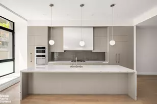 435 W 19th St, New York City, NY 10011 - Photo 2