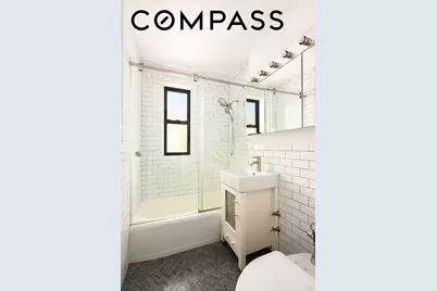 60 E 9th Street #520, New York, NY 10003 - Photo 4