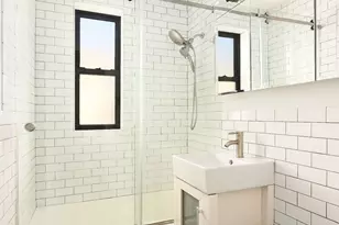 60 E 9th St, New York City, NY 10003 - Photo 4