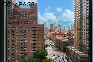 30 W 60th St, New York City, NY 10019 - Photo 8