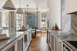 344 W 72nd St, New York, NY 10023 - Photo 2