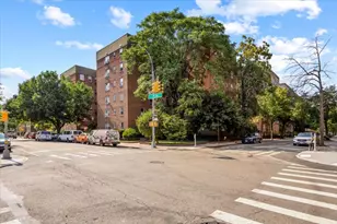 81-15 35th Ave, New York City, NY 11372 - Photo 16