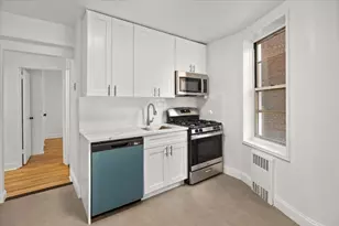67-30 Clyde St, New York City, NY 11375 - Photo 2