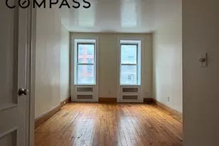 457 W 35th St, New York, NY 10001 - Photo 2
