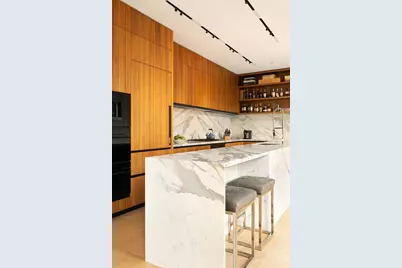 111 Leroy Street #9, New York, NY 10014 - Photo 6