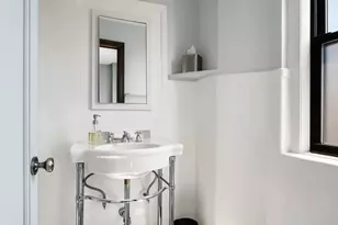 457 W 57th St, New York City, NY 10019 - Photo 6