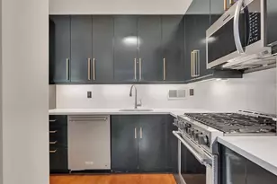 333 E 34th St, New York City, NY 10016 - Photo 16