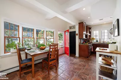 652 Marlborough Road, New York City, NY 11230 - Photo 8