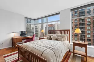 250 E 54th St, New York, NY 10022 - Photo 4