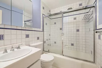 65 E 76th Street #2E, New York, NY 10021 - Photo 6