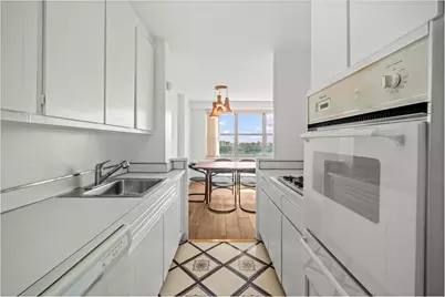555 Kappock Street #24T, Bronx, NY 10463 - Photo 8
