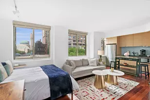 206 E 95th St, New York City, NY 10128 - Photo 1