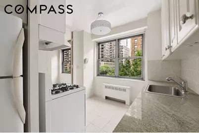 300 E 40th Street #4T, New York City, NY 10016 - Photo 8
