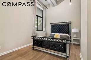310 E 46th St, New York City, NY 10017 - Photo 6
