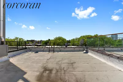 1018 New York Avenue, New York City, NY 11203 - Photo 4