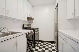 207 E 74th St, New York City, NY 10021 - Photo 8