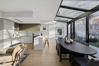 650 E 6th Street #TWH, New York City, NY 10009 - Photo 4