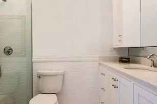 200 E 61st St, New York, NY 10065 - Photo 6