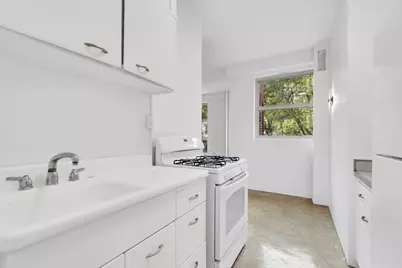 501 W 123rd Street #2A, New York City, NY 10027 - Photo 4