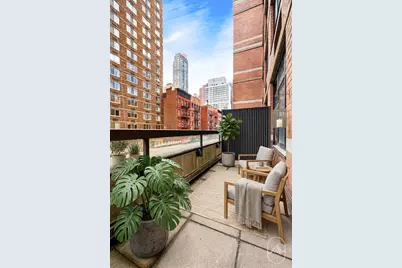 345 E 94th Street #3G, New York City, NY 10128 - Photo 1