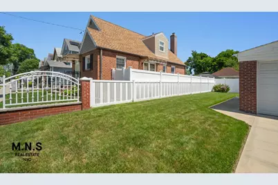 106-25 215th Street, Queens Village, NY 11429 - Photo 2