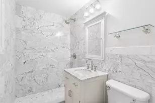625 Main St, New York City, NY 10044 - Photo 8