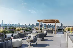 300 W 122nd St, New York City, NY 10027 - Photo 18