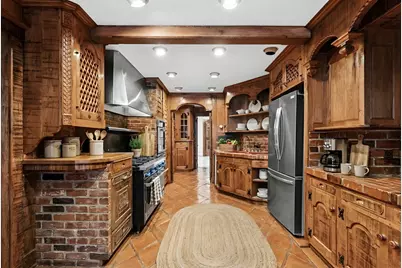 243 E 61st Street, New York City, NY 10065 - Photo 6